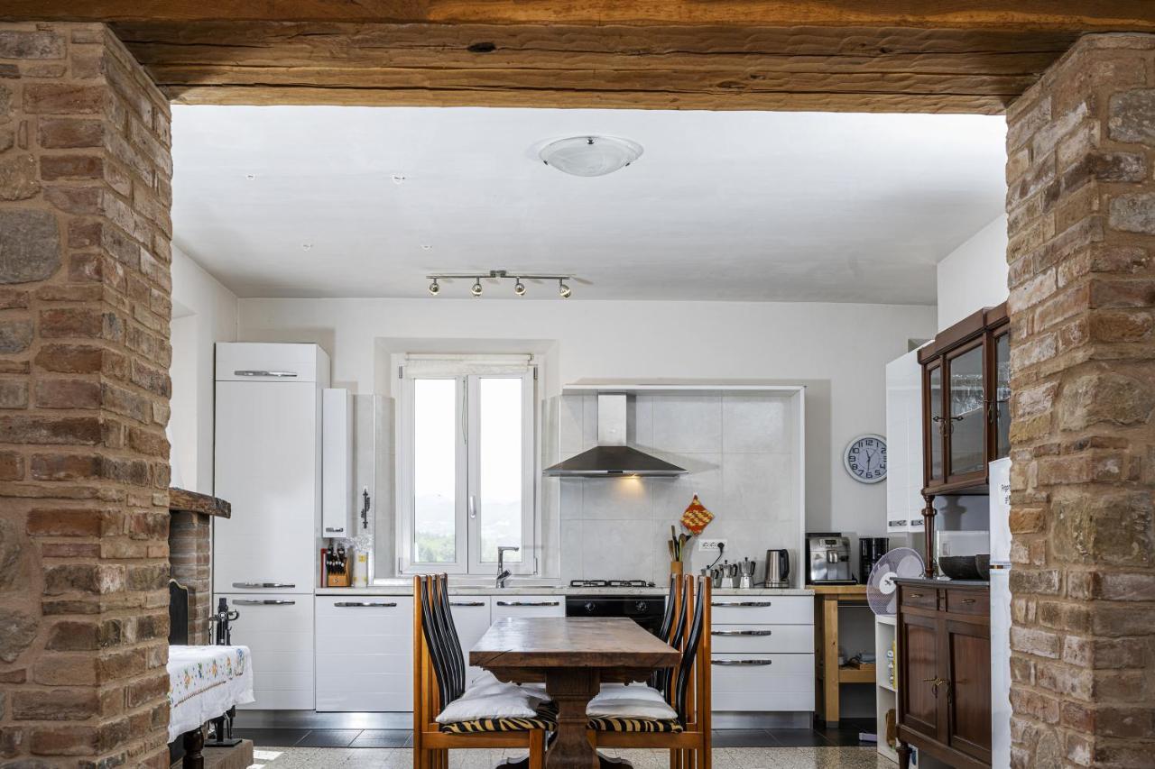 Casa Friano Acomodação com café da manhã Amandola Exterior foto